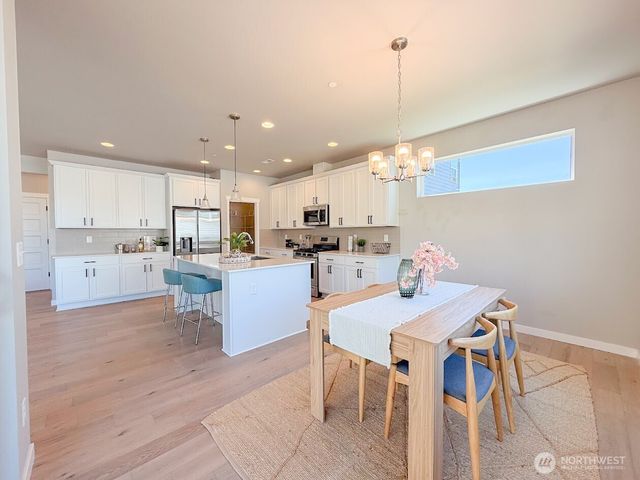 6843 46th Street NE, Marysville, WA 98270