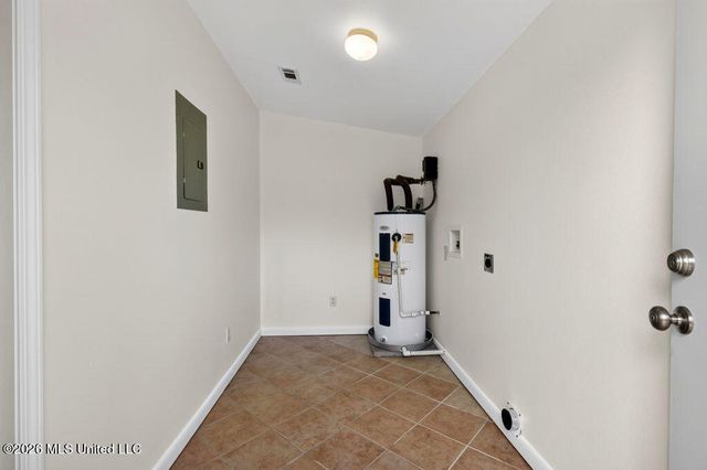 328 Teringo Circle, Ocean Springs, MS 39564