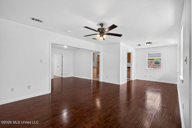328 Teringo Circle, Ocean Springs, MS 39564