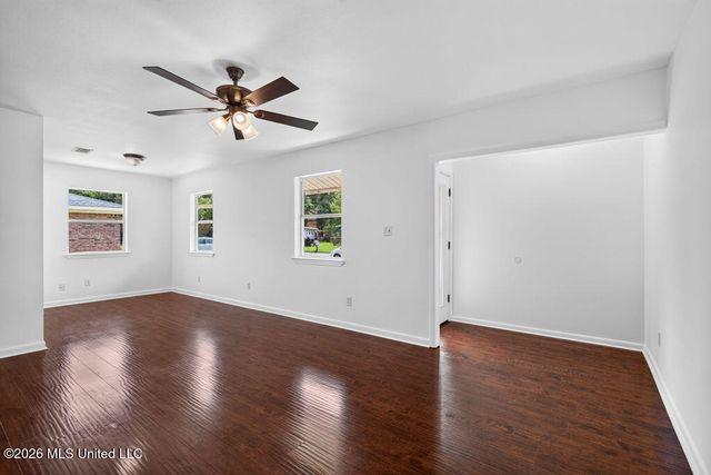 328 Teringo Circle, Ocean Springs, MS 39564