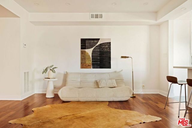 531 N Rossmore Avenue PHA, Los Angeles, CA 90004