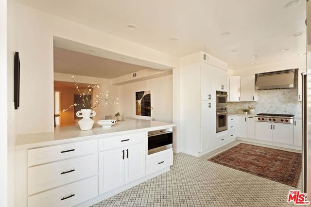 531 N Rossmore Avenue PHA, Los Angeles, CA 90004