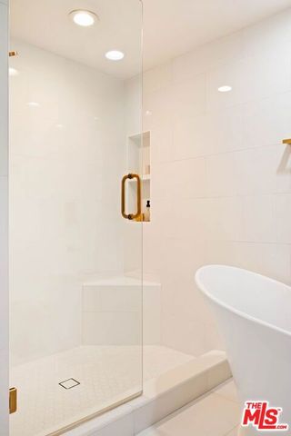 531 N Rossmore Avenue PHA, Los Angeles, CA 90004