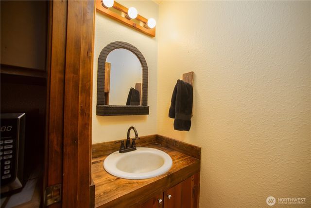 13814 214th Street E, Graham, WA 98338