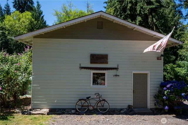 13814 214th Street E, Graham, WA 98338