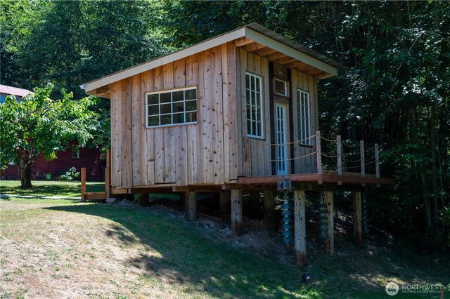 13814 214th Street E, Graham, WA 98338