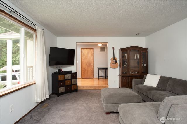 13814 214th Street E, Graham, WA 98338