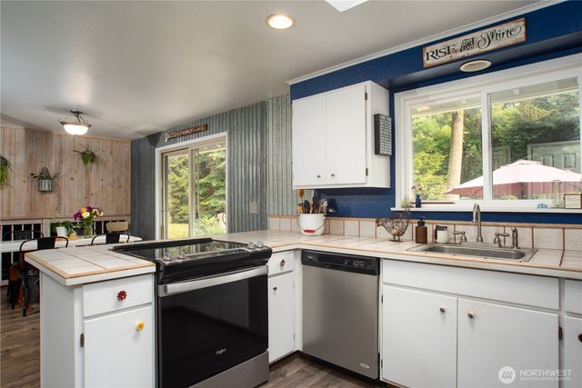 13814 214th Street E, Graham, WA 98338