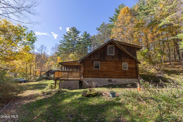 181 Beecher Road, Granville, NY 12832