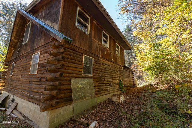 181 Beecher Road, Granville, NY 12832