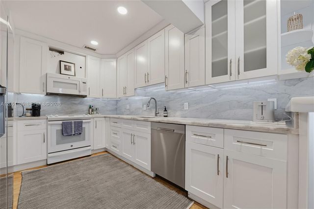 5130 SW 73rd Terrace, Miami, FL 33143
