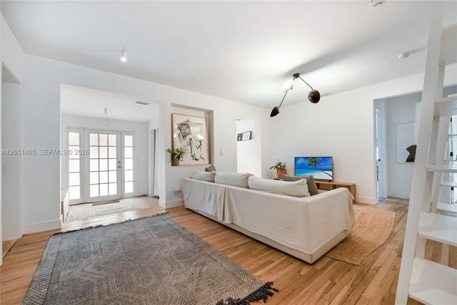 5130 SW 73rd Terrace, Miami, FL 33143