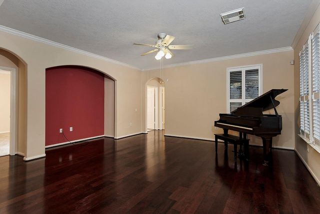 15 Lilac Ridge Place, The Woodlands, TX 77384