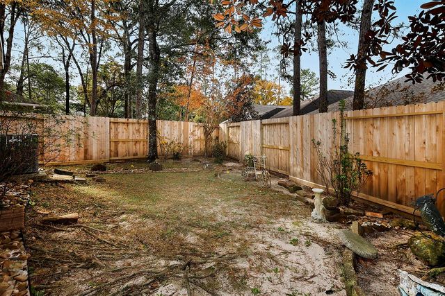 15 Lilac Ridge Place, The Woodlands, TX 77384