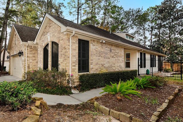 15 Lilac Ridge Place, The Woodlands, TX 77384