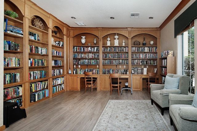 15 Lilac Ridge Place, The Woodlands, TX 77384