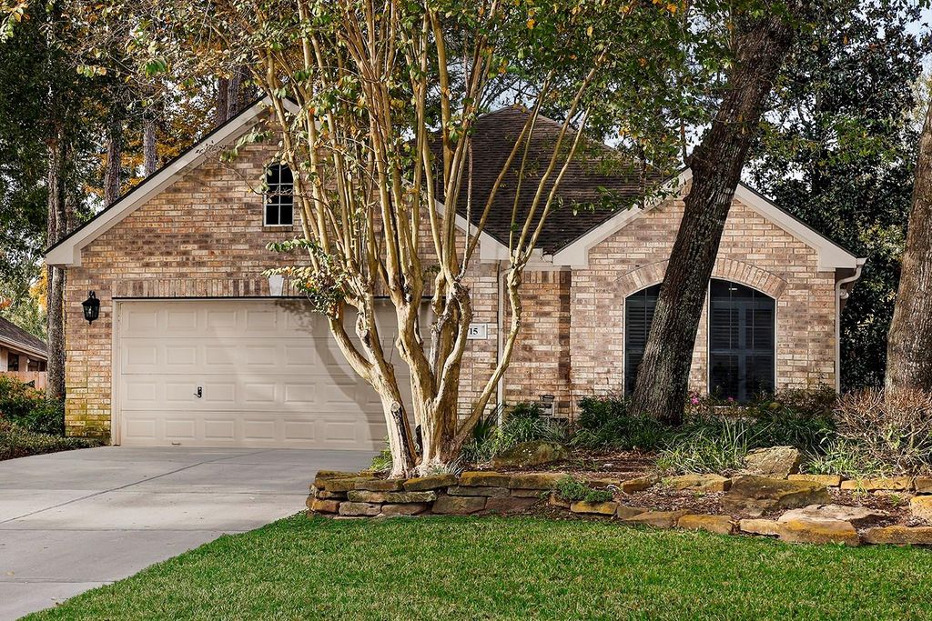 15 Lilac Ridge Place, The Woodlands, TX 77384