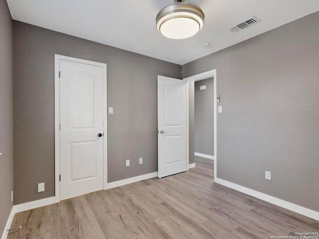 2870 Burning Rock, San Antonio, TX 78247