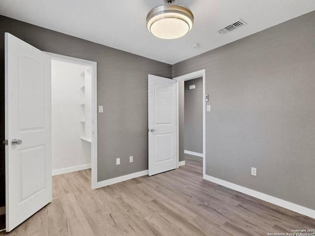 2870 Burning Rock, San Antonio, TX 78247