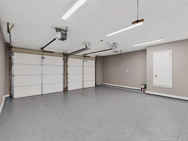 2870 Burning Rock, San Antonio, TX 78247