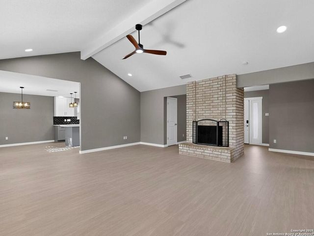 2870 Burning Rock, San Antonio, TX 78247