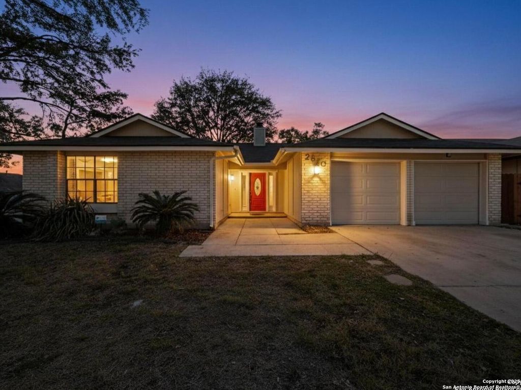 2870 Burning Rock, San Antonio, TX 78247