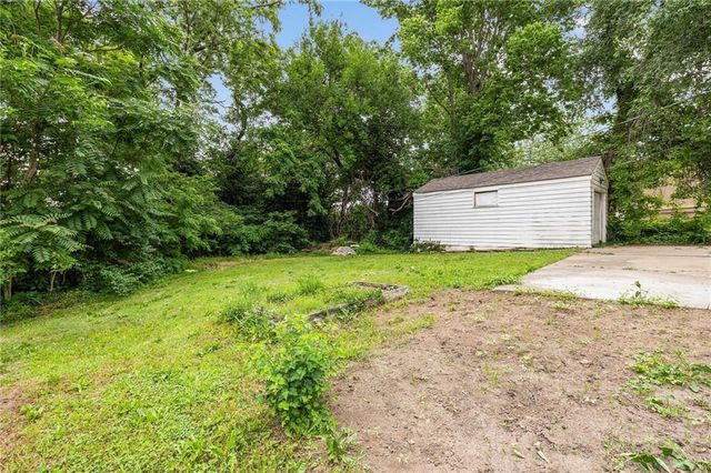 1226 Everett Avenue, Kansas City, KS 66102