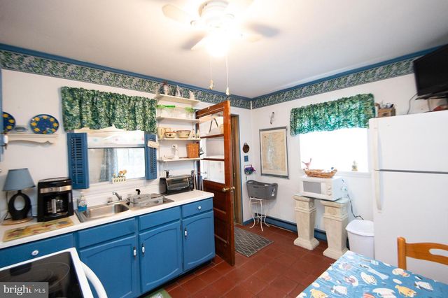 819 SEABREEZE RD, Cambridge, MD 21613