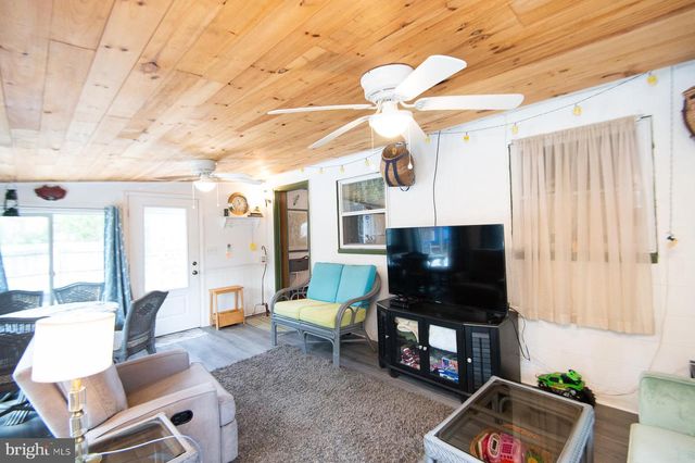 819 SEABREEZE RD, Cambridge, MD 21613