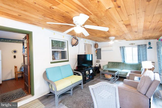 819 SEABREEZE RD, Cambridge, MD 21613