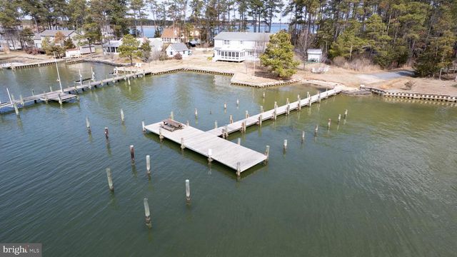 819 SEABREEZE RD, Cambridge, MD 21613