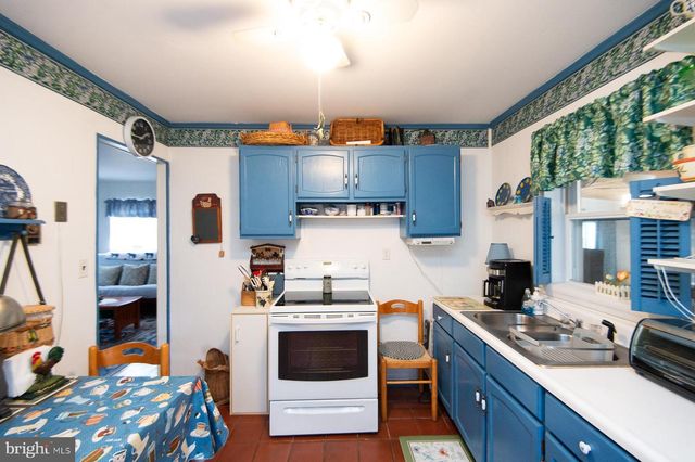 819 SEABREEZE RD, Cambridge, MD 21613