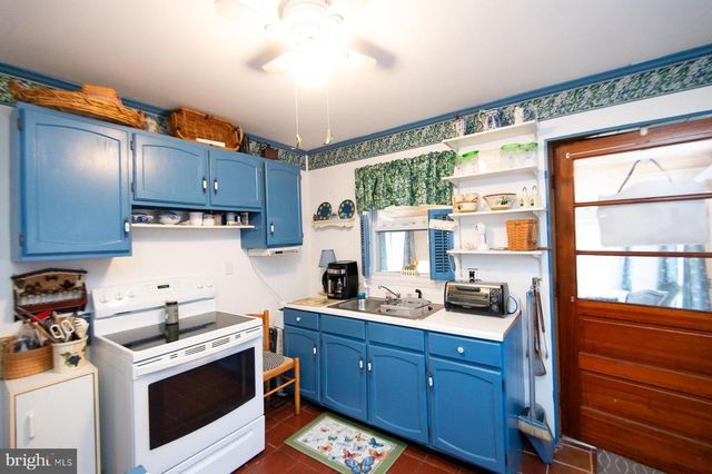 819 SEABREEZE RD, Cambridge, MD 21613