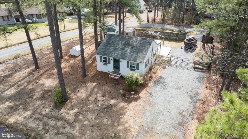 819 SEABREEZE RD, Cambridge, MD 21613