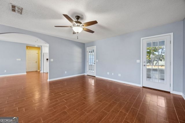 183 Rainbow Lane, Woodbine, GA 31569