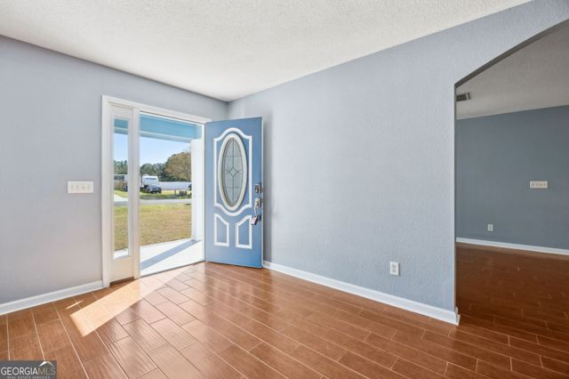 183 Rainbow Lane, Woodbine, GA 31569