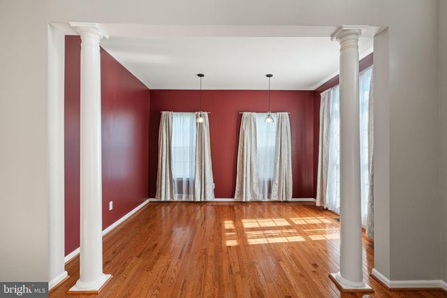 3175 FLEDGLING CIR, Woodbridge, VA 22193