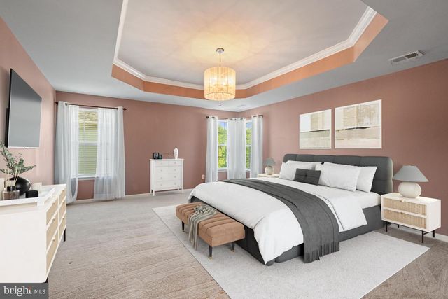 3175 FLEDGLING CIR, Woodbridge, VA 22193