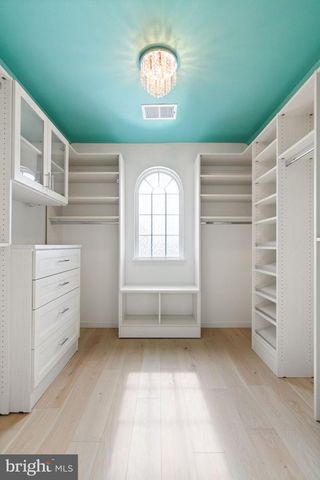 3175 FLEDGLING CIR, Woodbridge, VA 22193