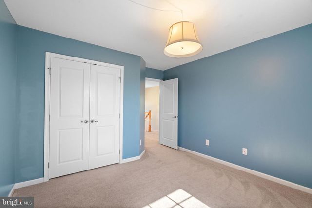 3175 FLEDGLING CIR, Woodbridge, VA 22193