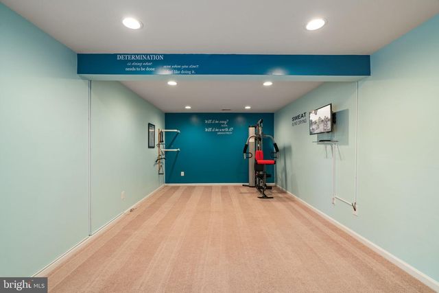 3175 FLEDGLING CIR, Woodbridge, VA 22193