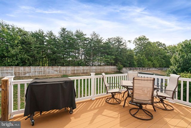 3175 FLEDGLING CIR, Woodbridge, VA 22193