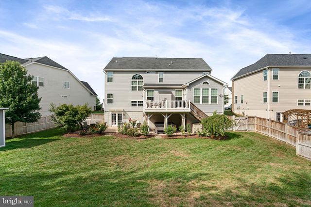 3175 FLEDGLING CIR, Woodbridge, VA 22193