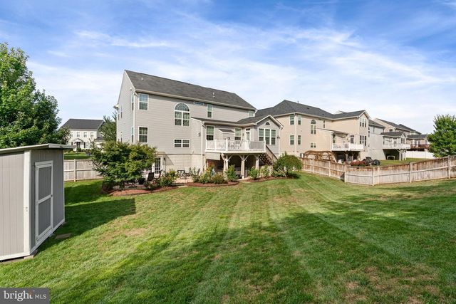 3175 FLEDGLING CIR, Woodbridge, VA 22193