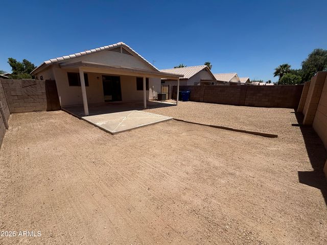 16538 N 158th Avenue, Surprise, AZ 85374