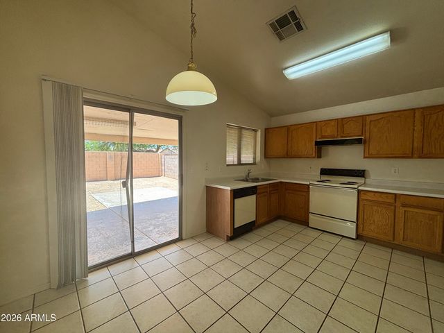 16538 N 158th Avenue, Surprise, AZ 85374