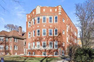 1111 Bonnie Brae Place 3W, River Forest, IL 60305