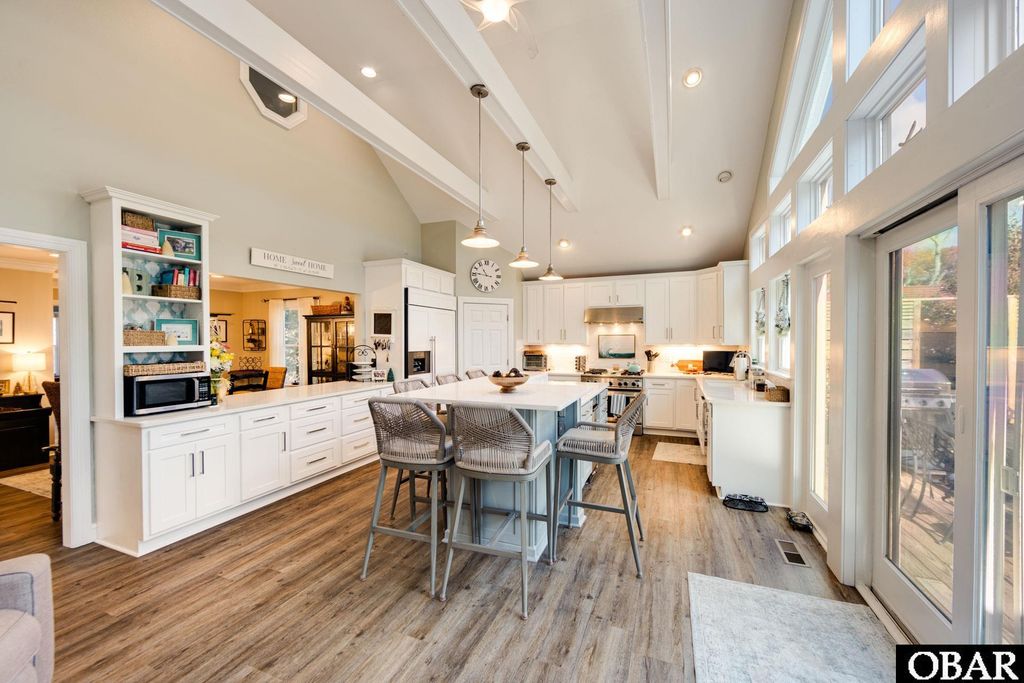 Image 11 of property listing at 2017 Creek Road Lot 20, Kitty Hawk, NC 27949