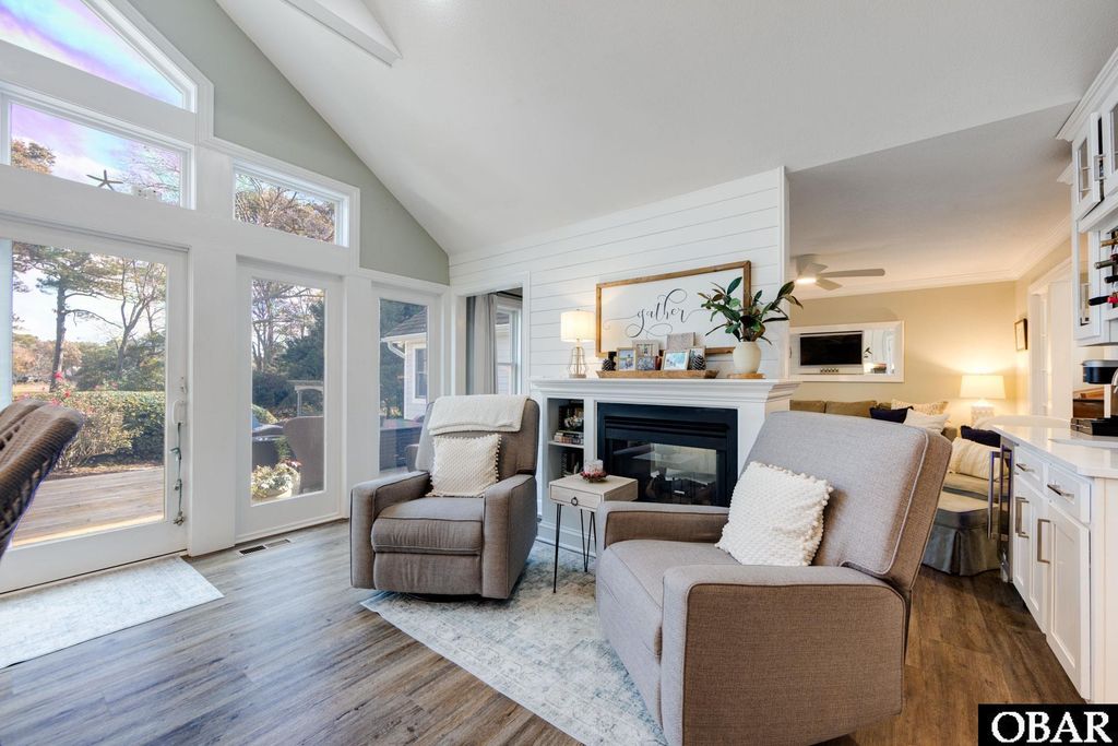 Image 14 of property listing at 2017 Creek Road Lot 20, Kitty Hawk, NC 27949