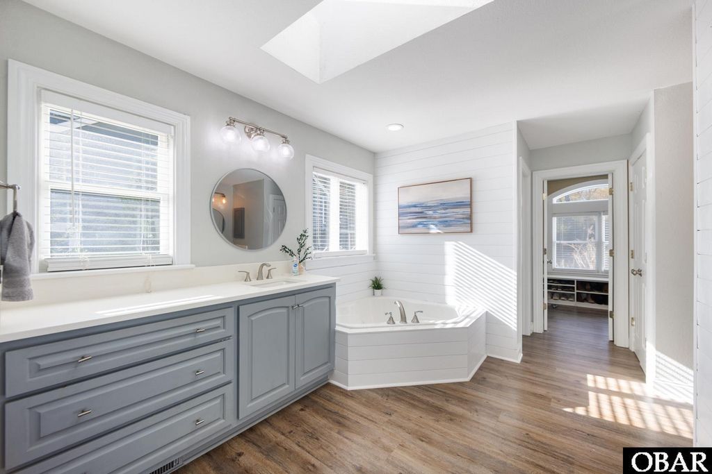 Image 25 of property listing at 2017 Creek Road Lot 20, Kitty Hawk, NC 27949